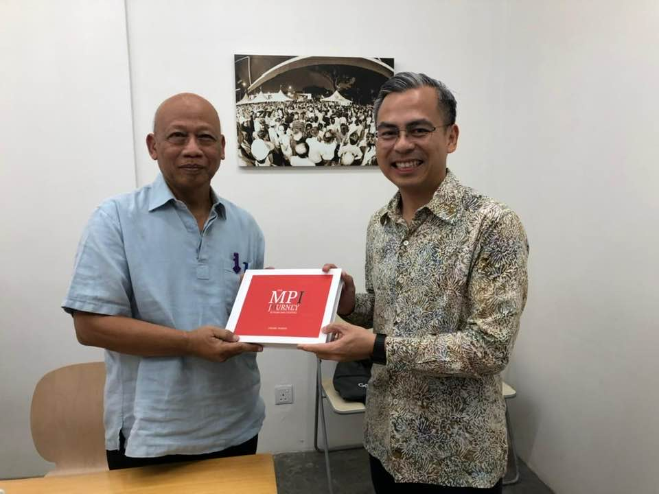 Pejabat Ahli Parlimen Fahmi Fadzil menerima kunjungan Ahli Majlis Pentadbiran MPI